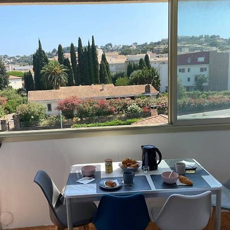 T2- 2Adultes/2Enfants Centre-Ville, Proche Plages Cavalaire-sur-Mer Bagian luar foto
